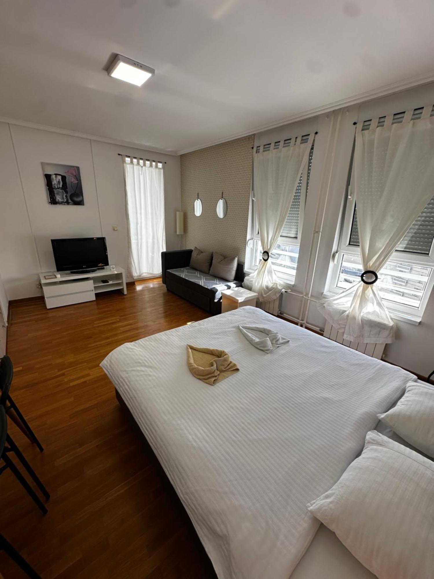 Nevena Belville Apartments Belgrad Zimmer foto